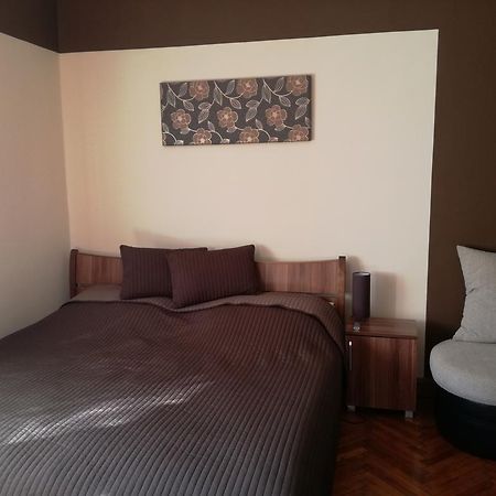 Stilus Apartman Apartment Szekszárd Екстериор снимка