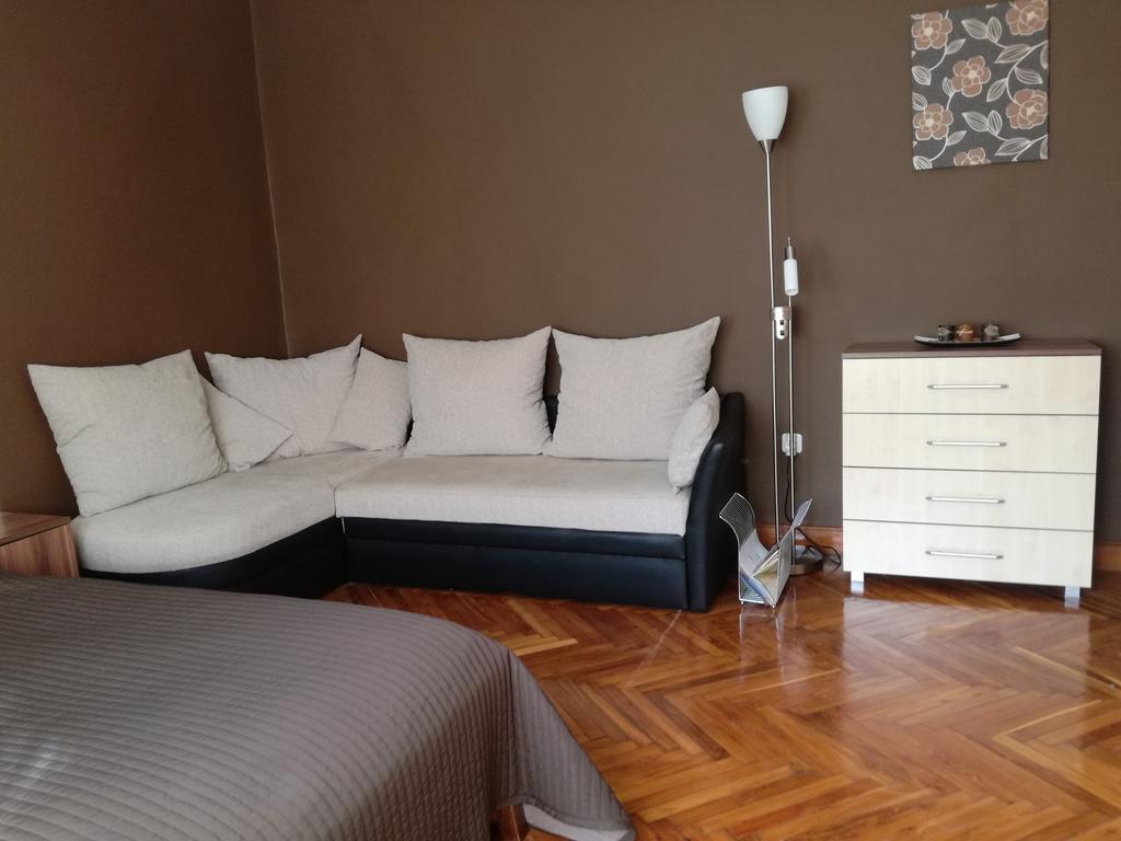 Stilus Apartman Apartment Szekszárd Екстериор снимка