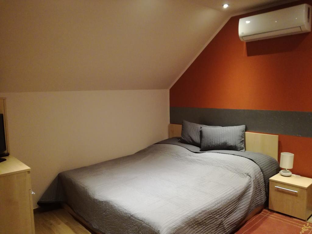 Stilus Apartman Apartment Szekszárd Екстериор снимка