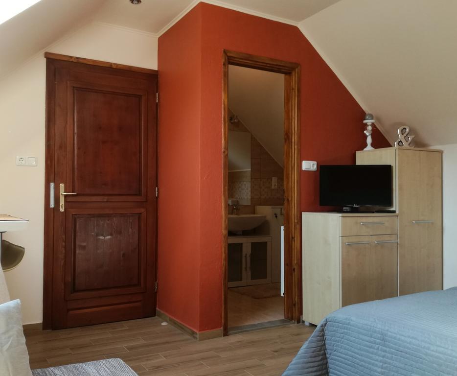 Stilus Apartman Apartment Szekszárd Екстериор снимка